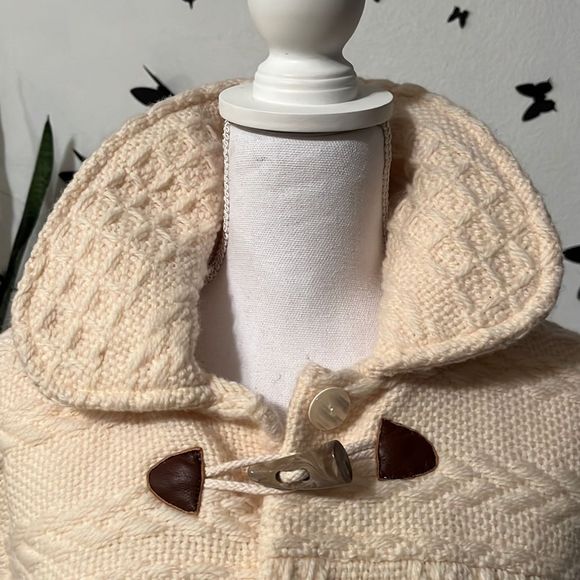 Cream Hooded Women's Cardigan - Picture 4 of 16
